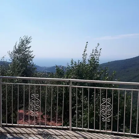 Varaldo & Elena Citr 008o67 Villa Faraldi