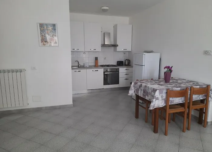 Διαμέρισμα Varaldo & Elena Citr 008o67 *
