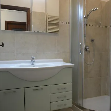 Varaldo & Elena Citr 008o67 Appartement *